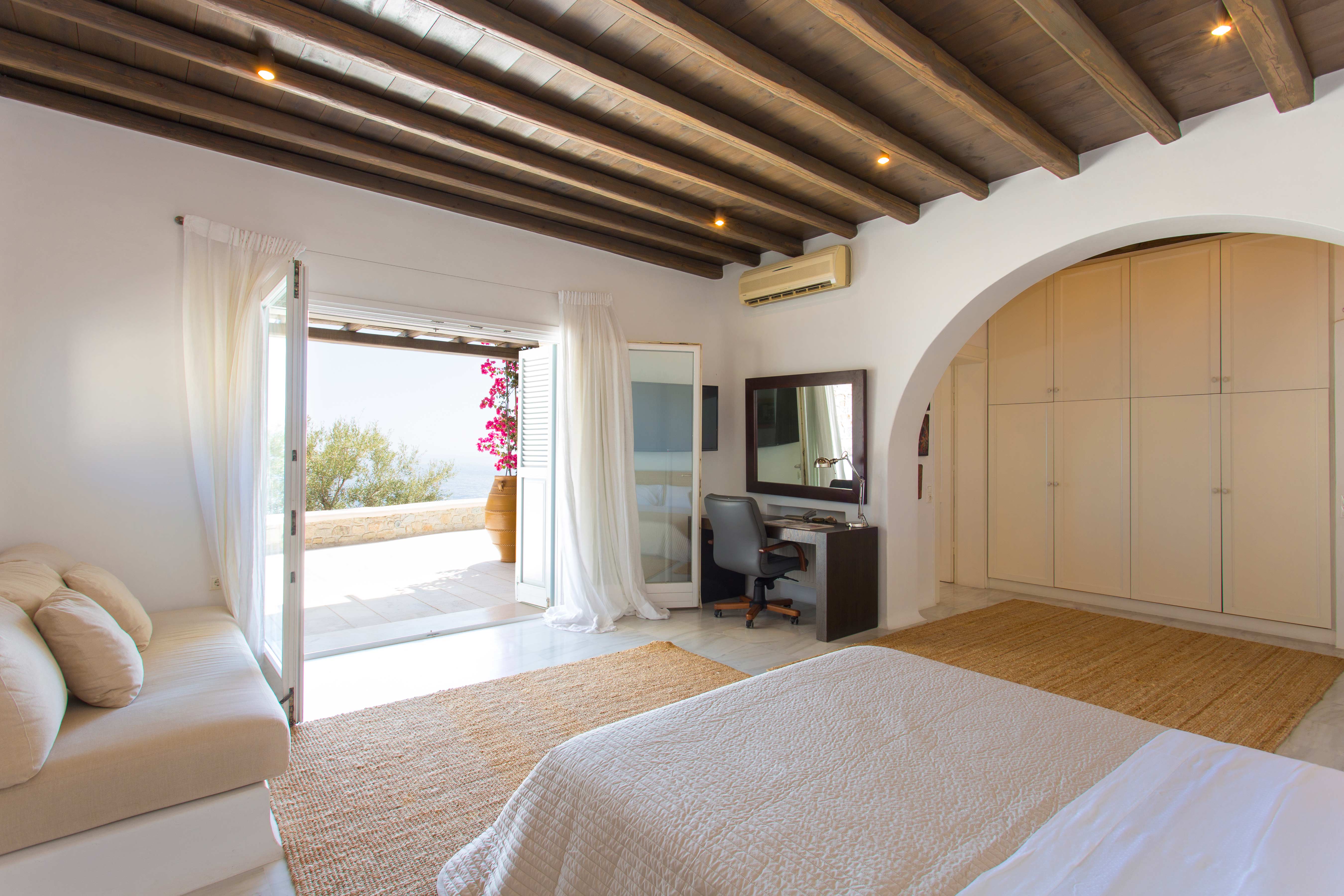 Villa Vrahia